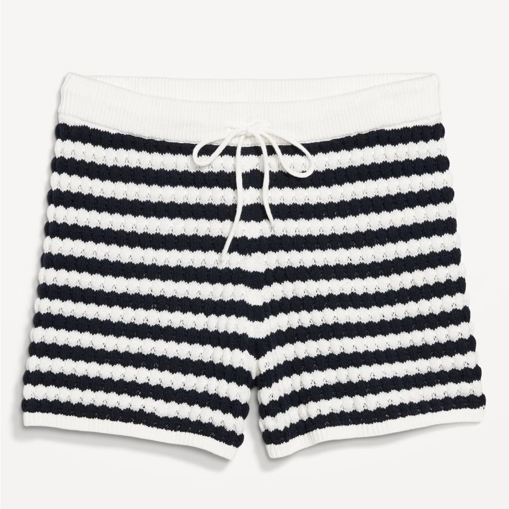 NWT Old Navy White and Navy Blue Striped Crochet Shorts